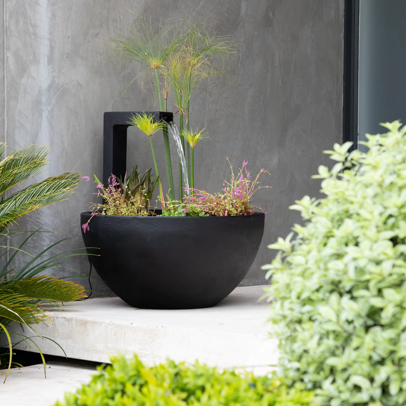 Patio Pond With Spout - Black Small