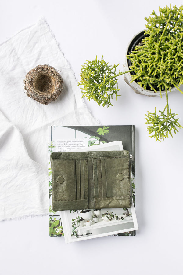 Dusky Purse - Olive
