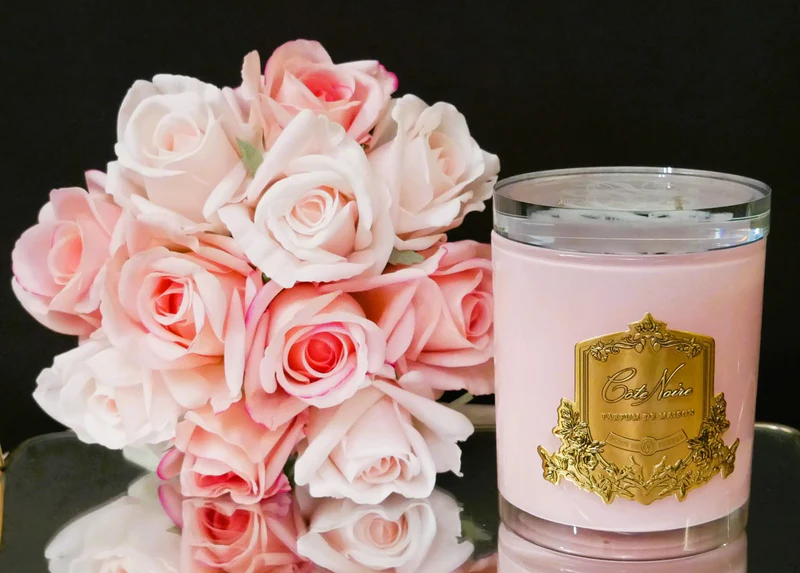 Gold Badge Candle 450g - Pink Champagne