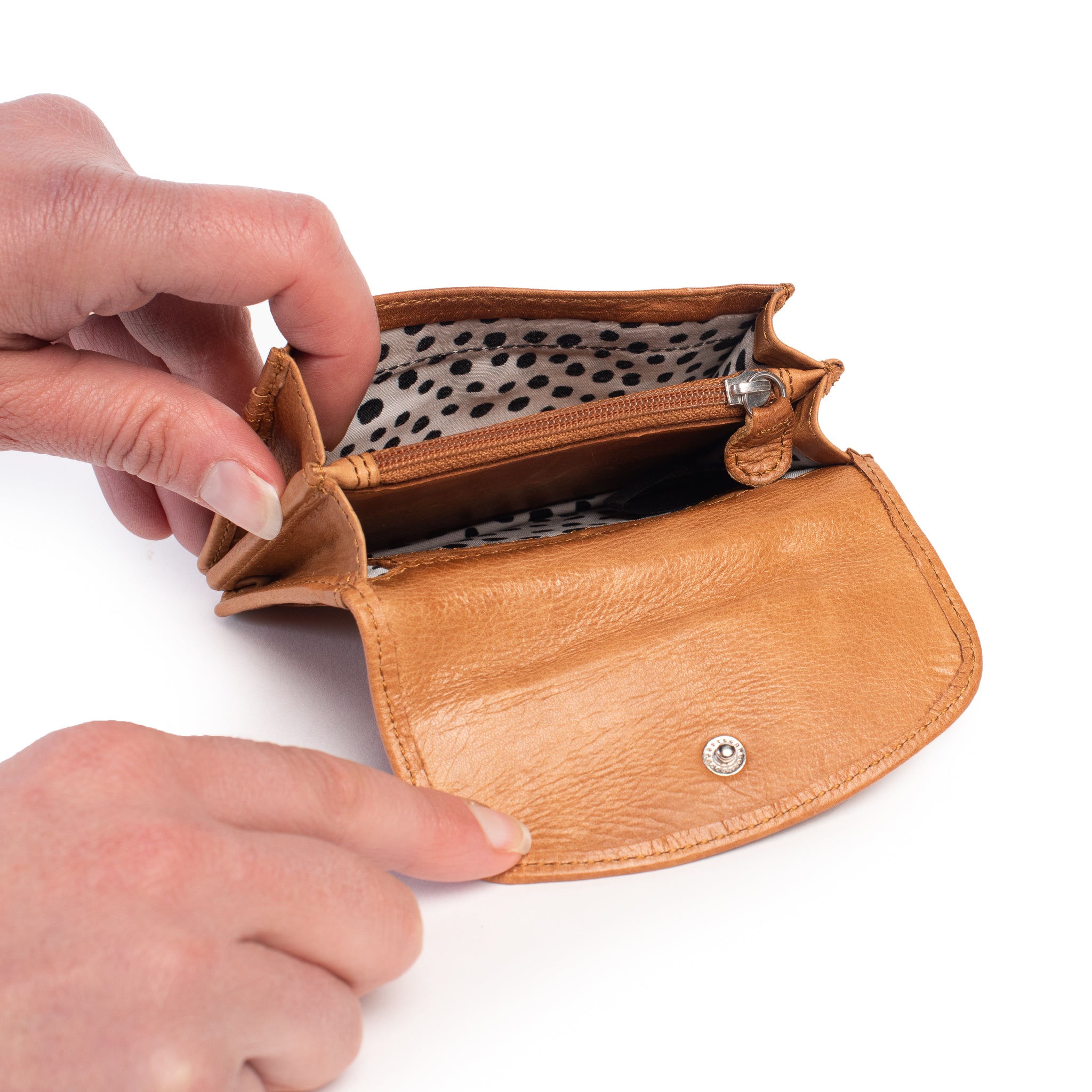 Kitt Purse - Tan