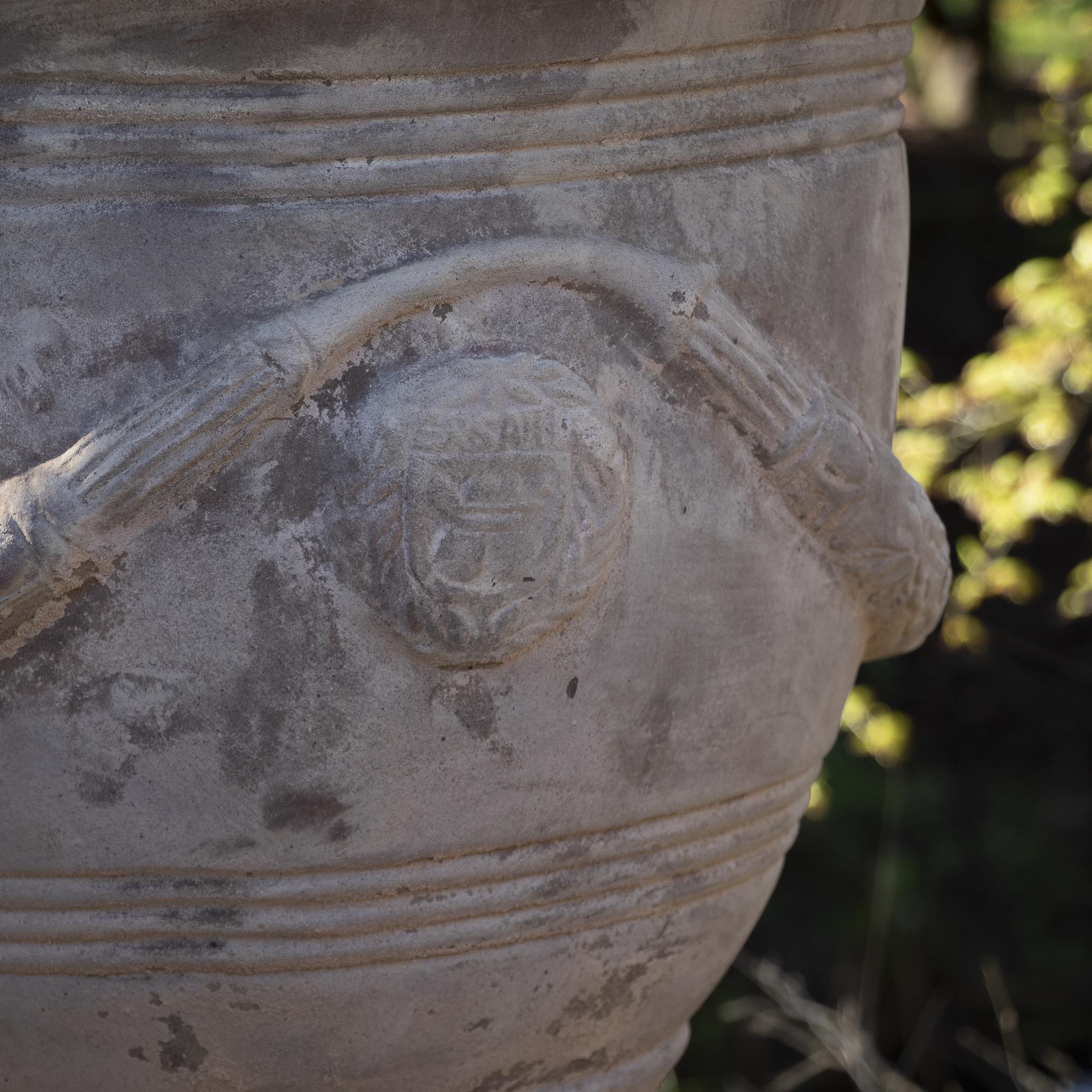 Villa Urn - Antique