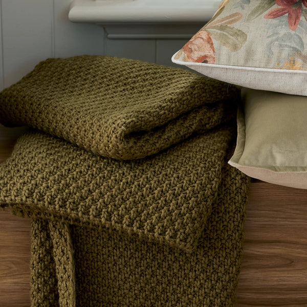 Jarah Throw 140X175cm - Olive