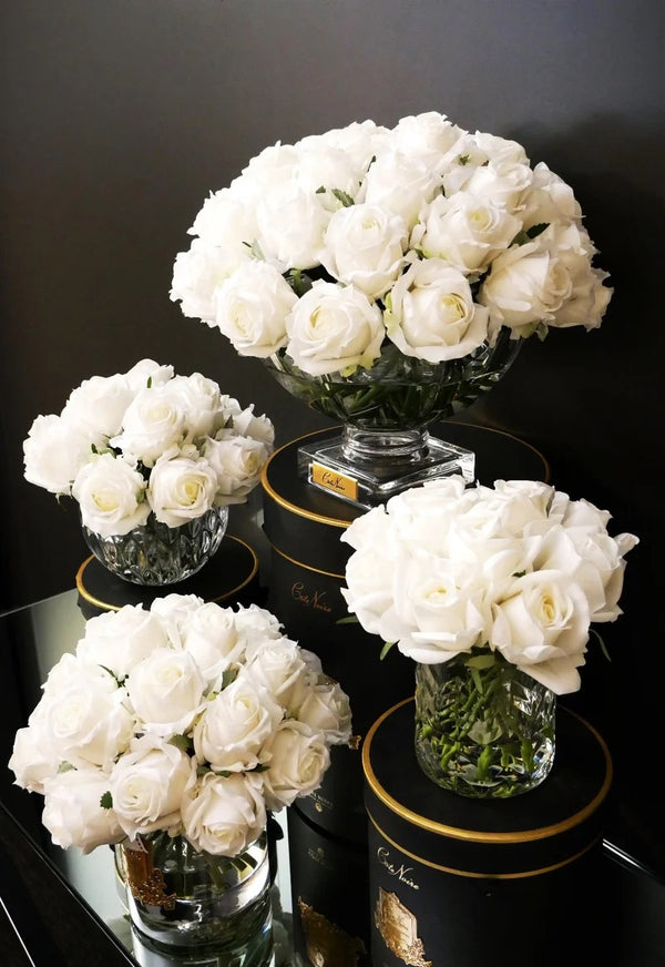 Grand Bouquet White In Black Box - Clear Glass With Gold Badge