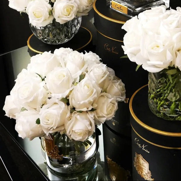 Grand Bouquet White In Black Box - Clear Glass With Gold Badge
