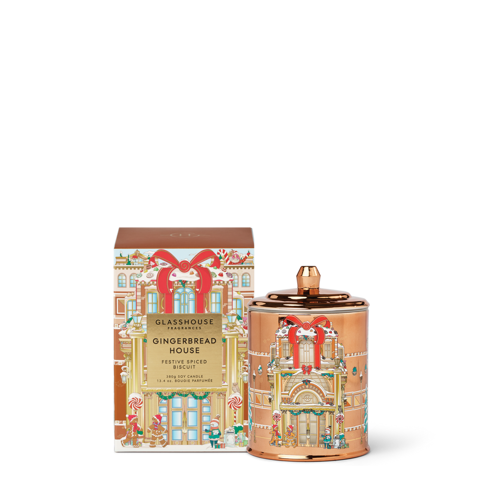 Gingerbread House - 380g Candle