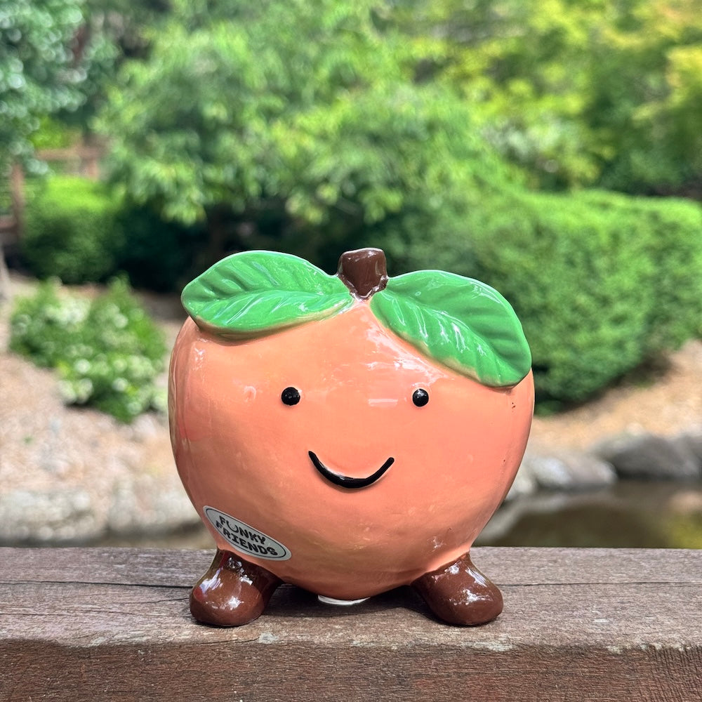 Pinky Peach Friends Vessel - Pink 11cm