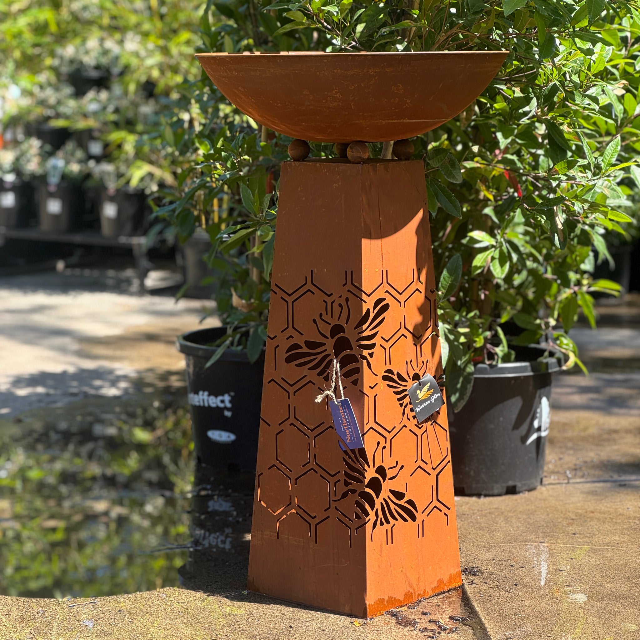 Steel Decor Bee