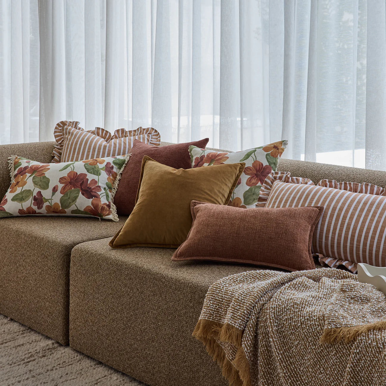 Clara Throw 160x200cm - Camel/Cream