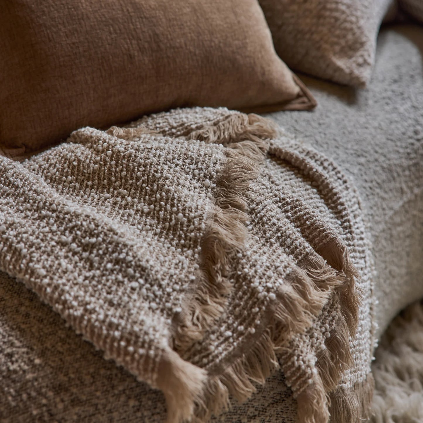 Clara Throw 160x200cm - Beige/Cream