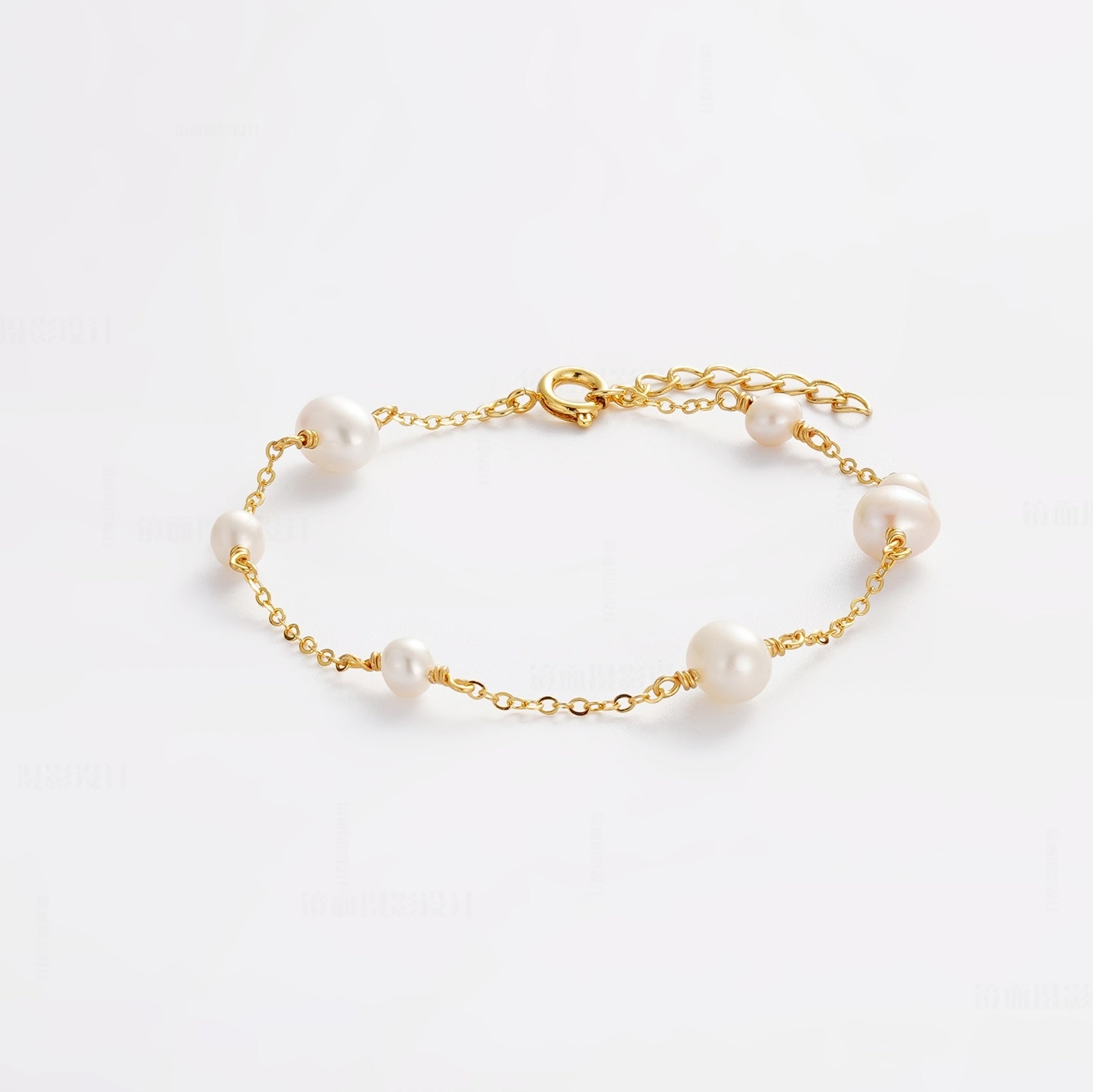 Luna Pearl Bracelet - Gold