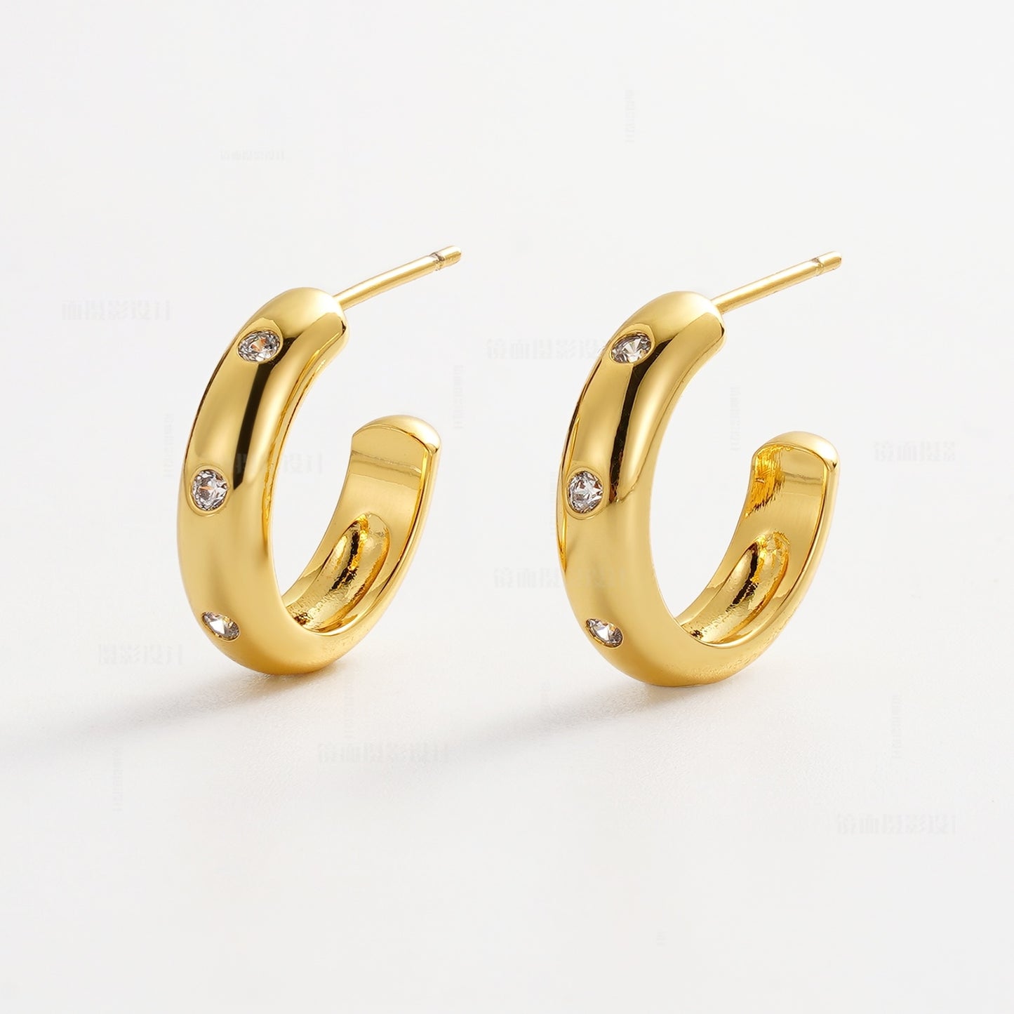 Talia Hoop - Gold