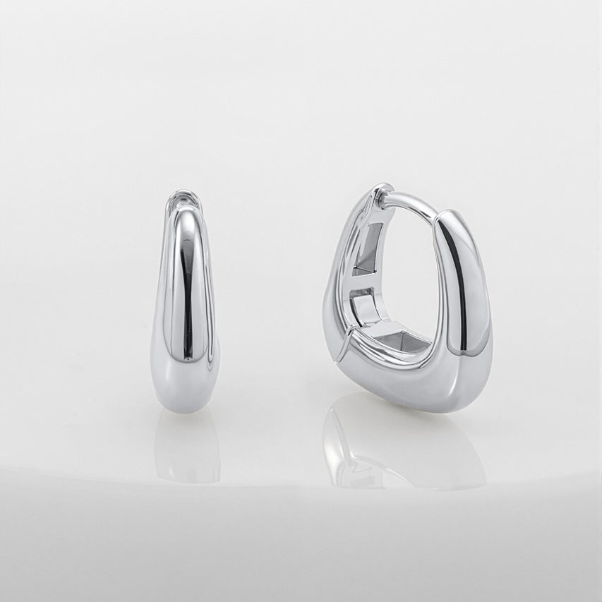 Neve Huggie - Silver