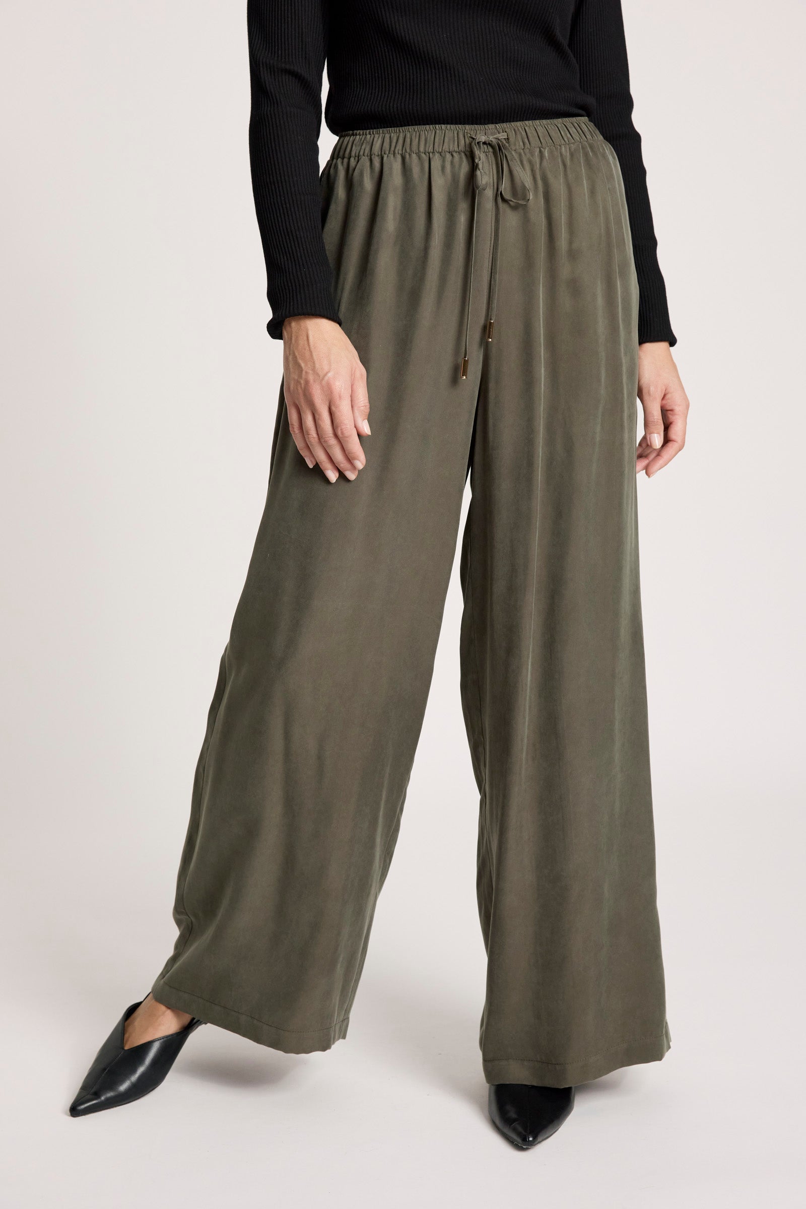 Calista Pant - Pampas