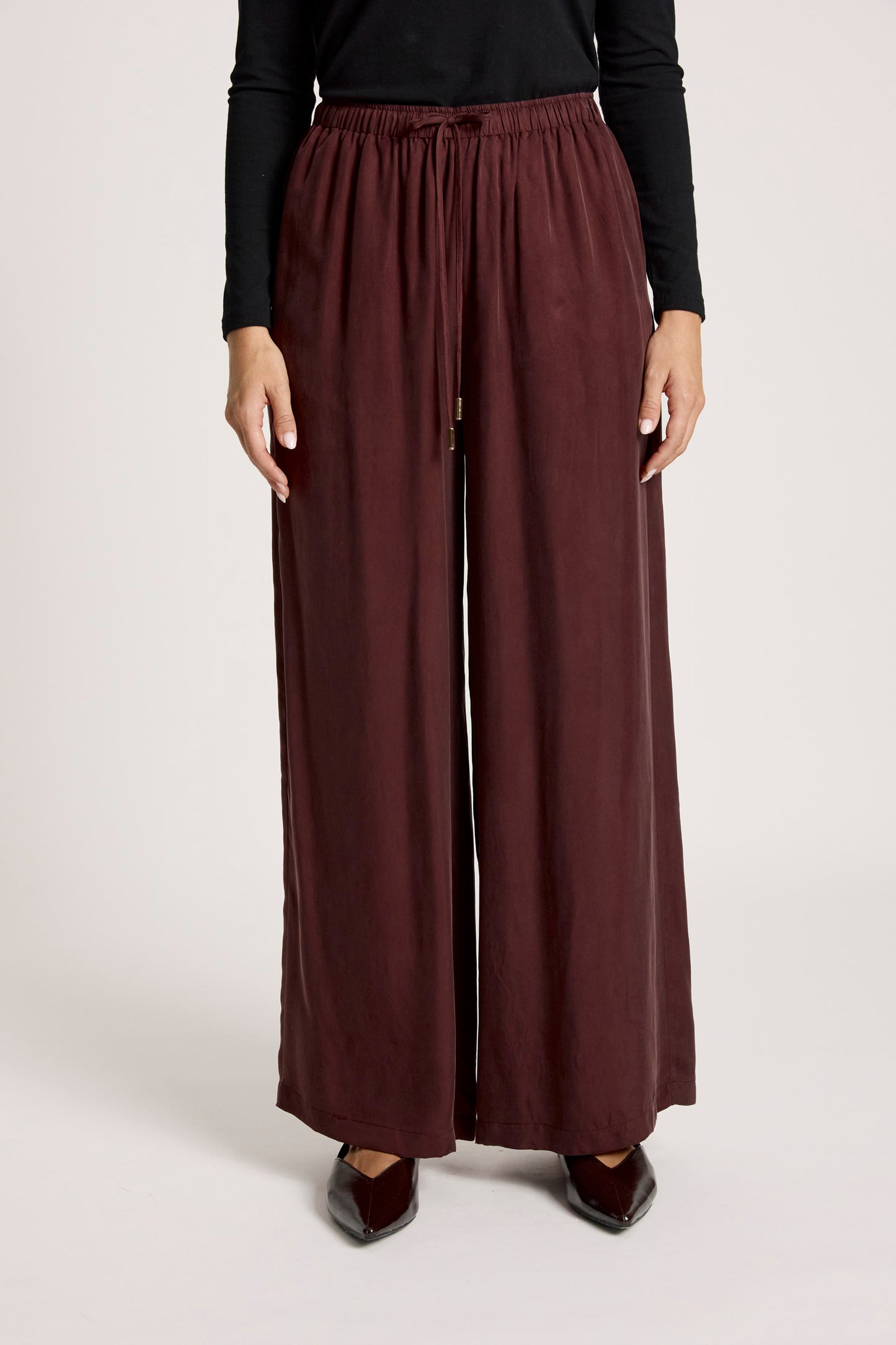 Calista Pant - Mahogany