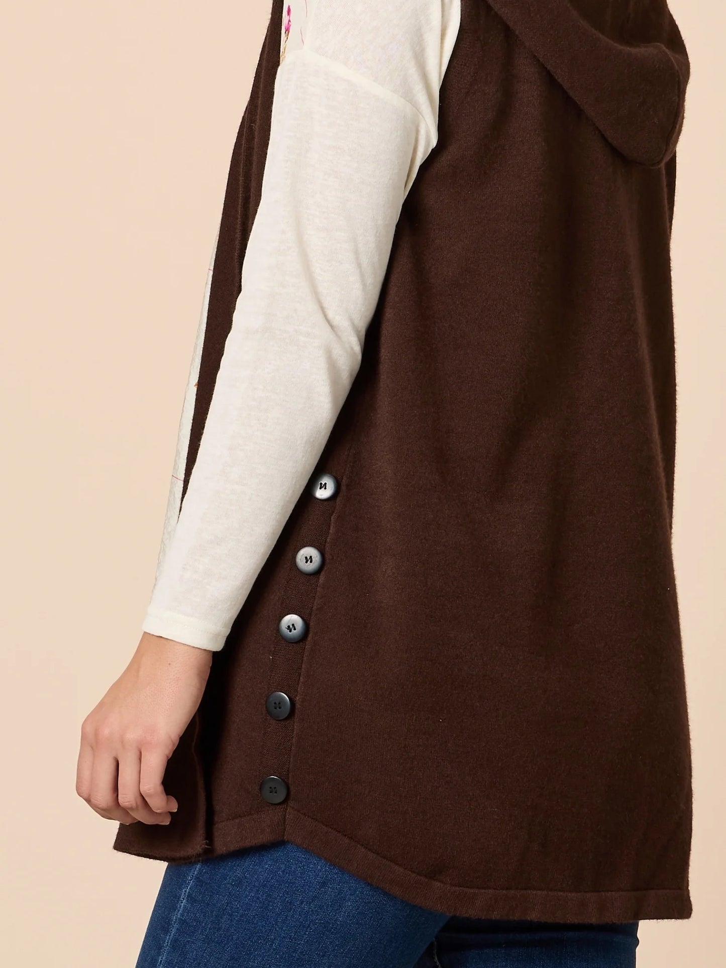 Ollie Vest - Coffee