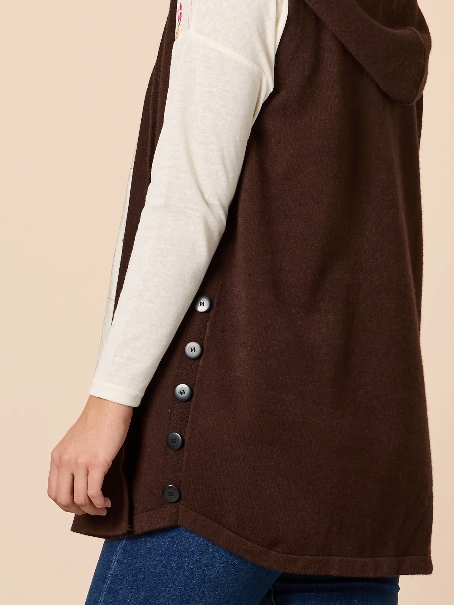 Ollie Vest - Coffee