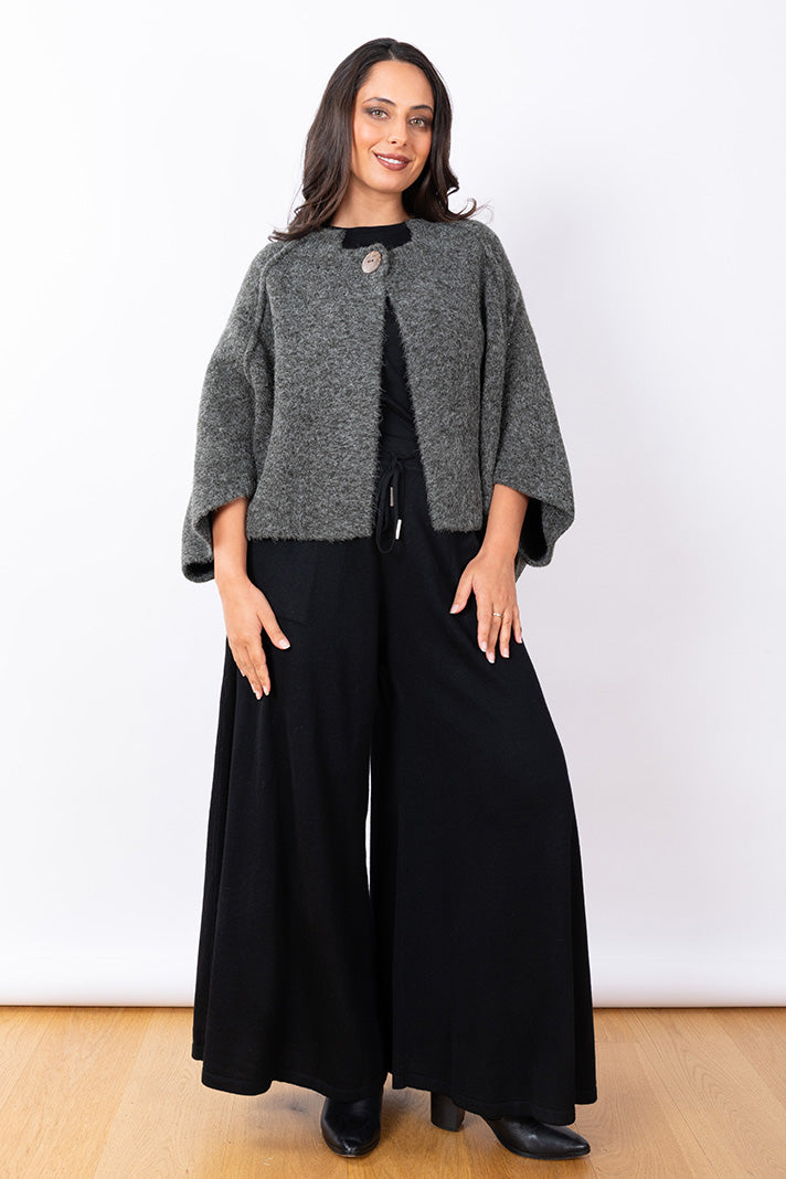 Button Cape O/S - Charcoal