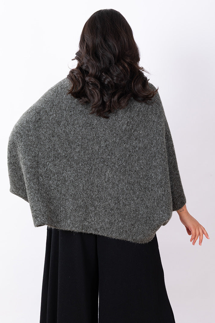 Button Cape O/S - Charcoal