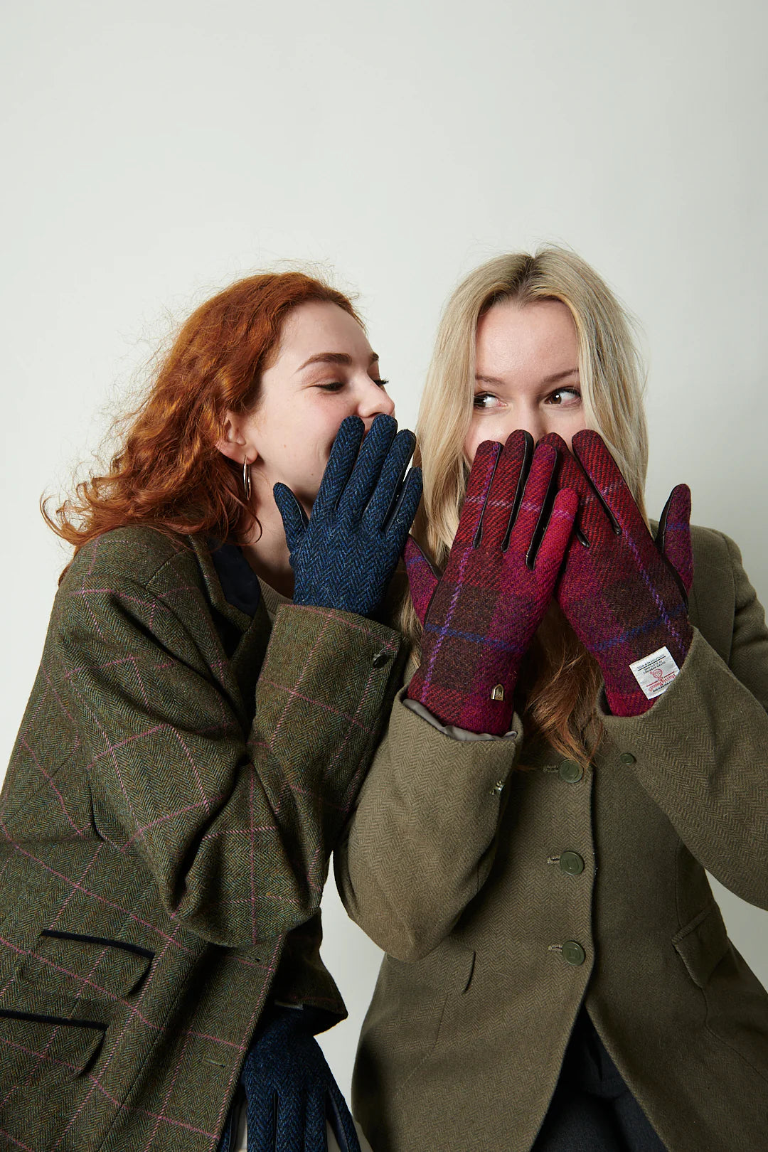 Ladies Gloves - Navy Over Check M