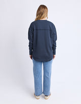 Simplified Tonal Crew - Navy