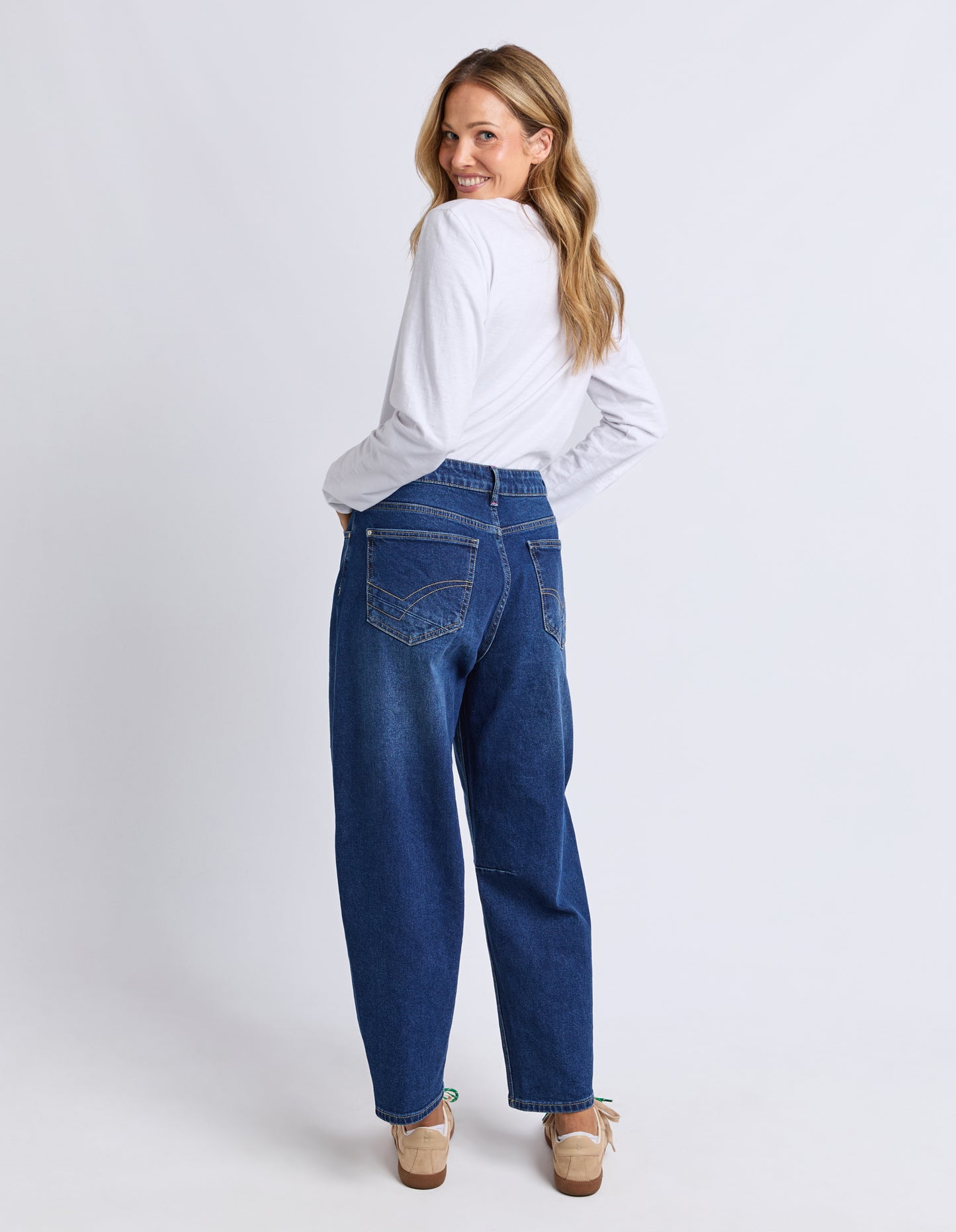 Bessie Barrel Leg Jean - Dark Blue Wash