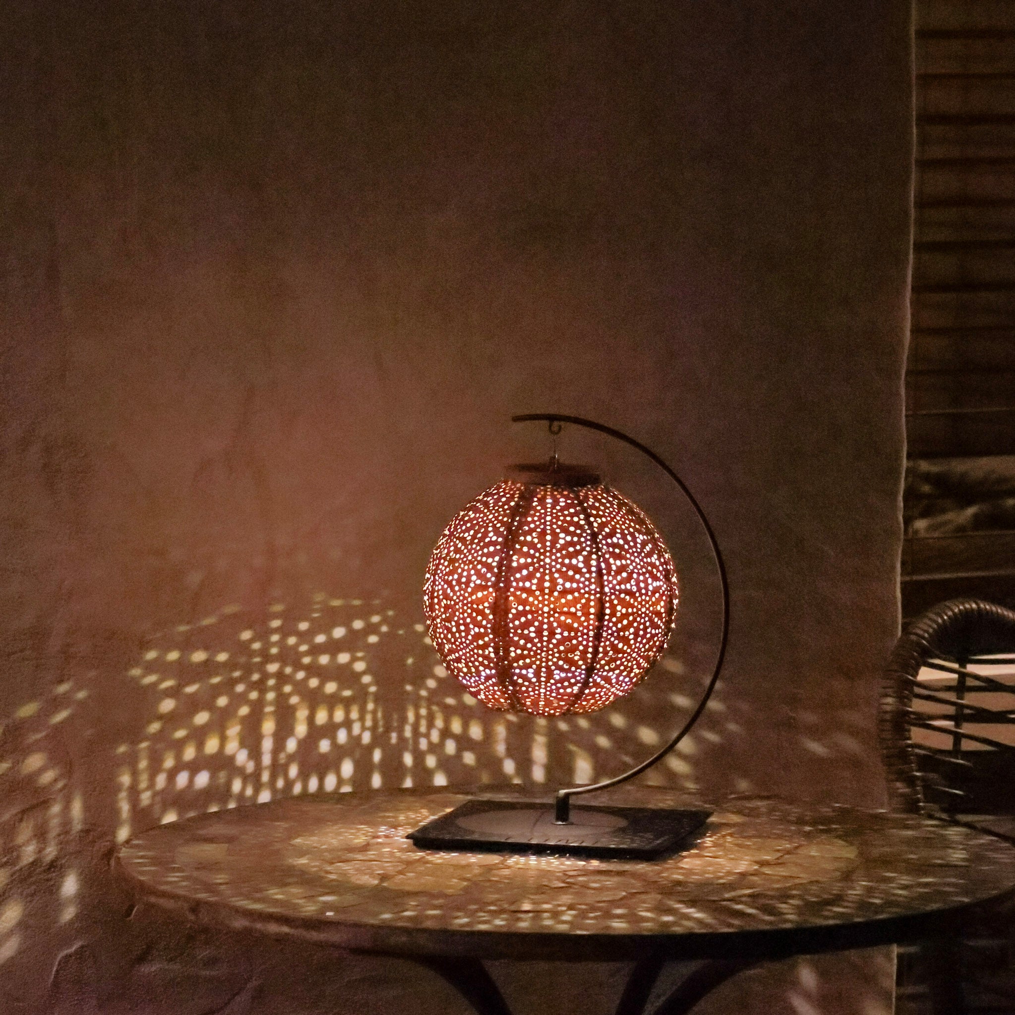 Lumiz Table Circle Stand
