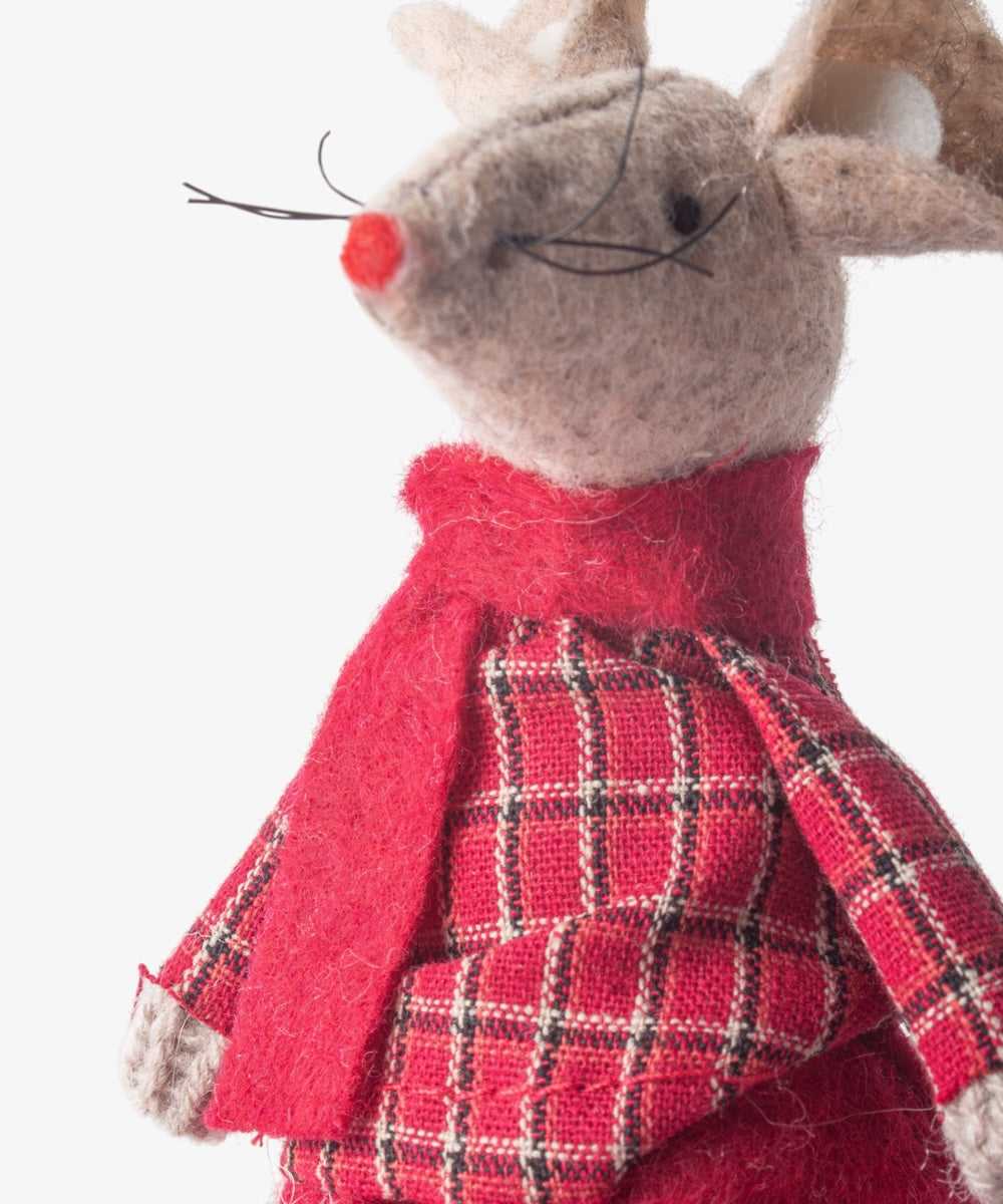 Red Harry Mouse Sitting