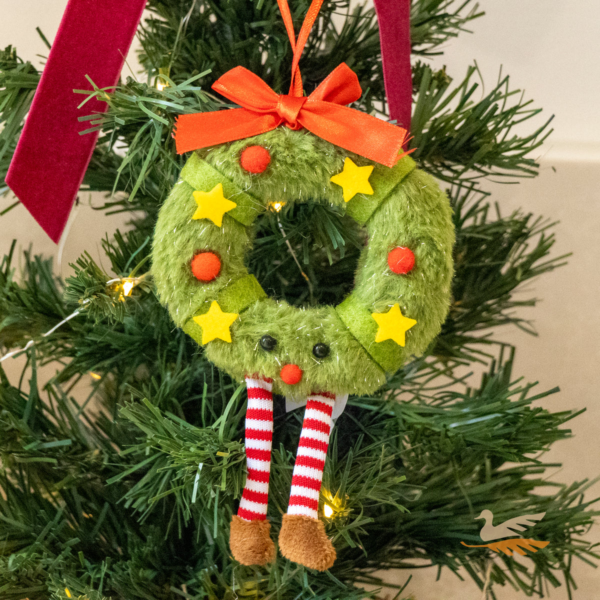 Fluffy Wreath Hanging Decoration - Green