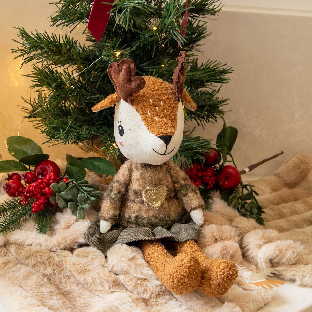 Sitting Deer With Jumper - Natural