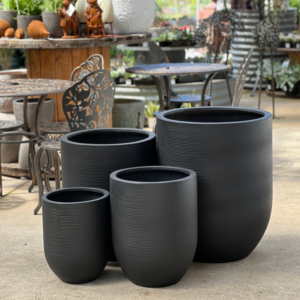 Saxon Ribbed Tall U Pot - Charcoal