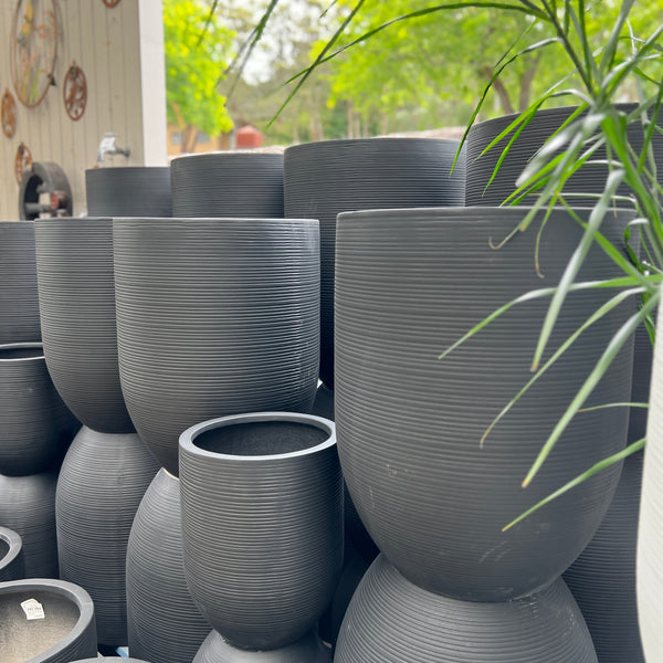 Saxon Ribbed Tall U Pot - Charcoal