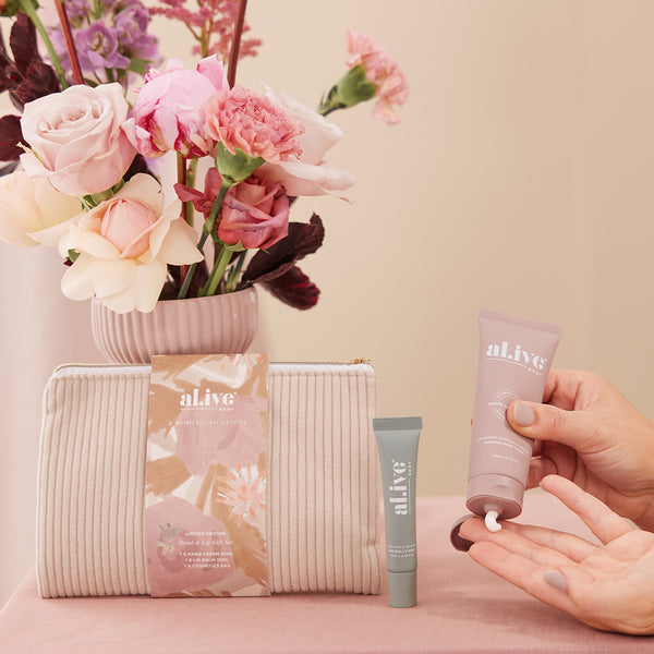 A Moment To Bloom - Hand & Lip Gift Set