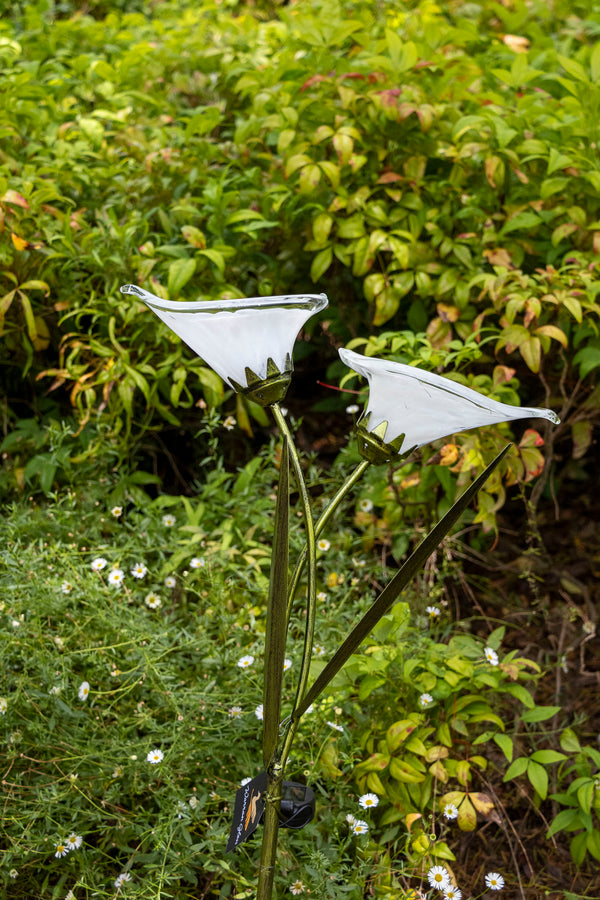 White Lily Solar Light