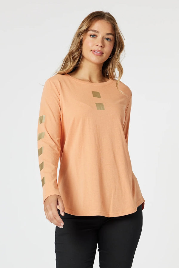 Be Square Tee -