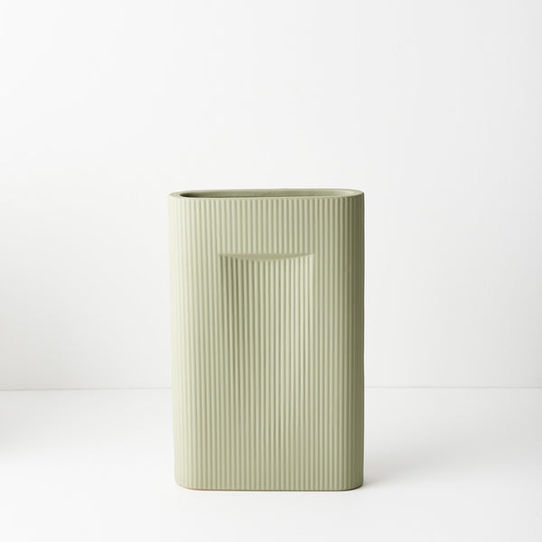 Sable Vase 23.5x35cm